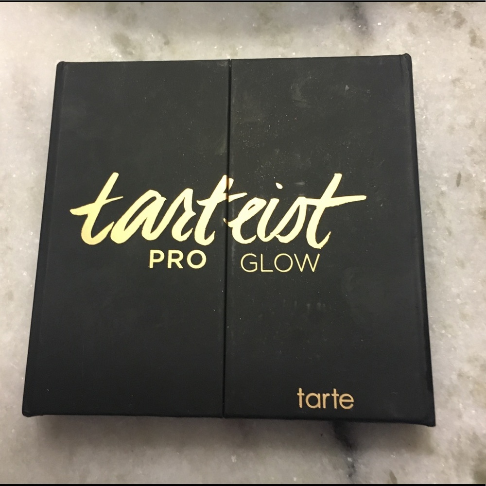 BN Tarte Tarteist pro glow palette